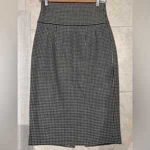 Zara Black and White Houndstooth Skirt